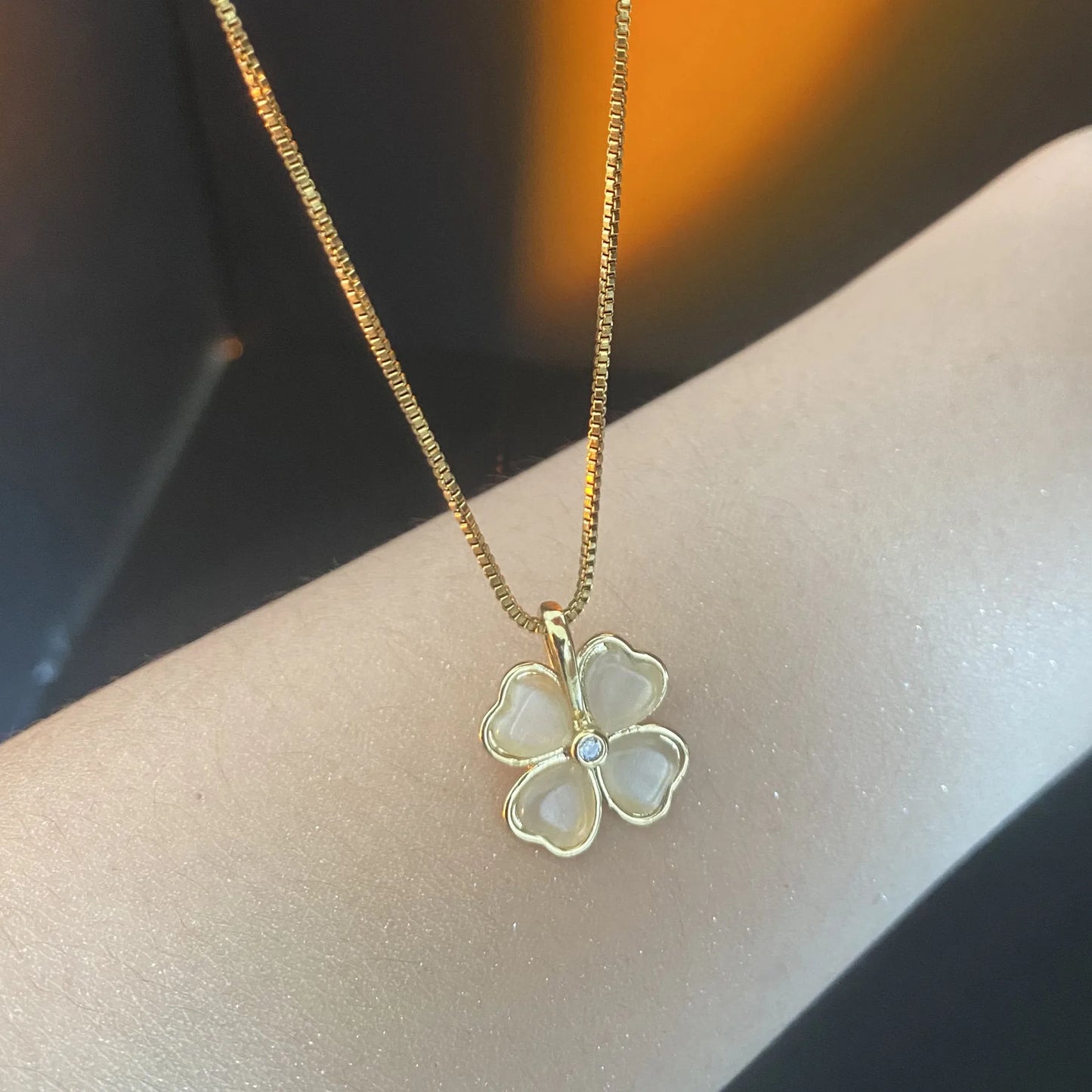 Collier Coeurs blanc