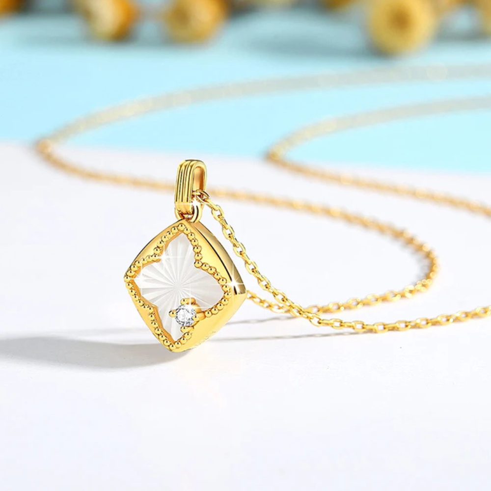 Collier Trèfle Or 18 Carats