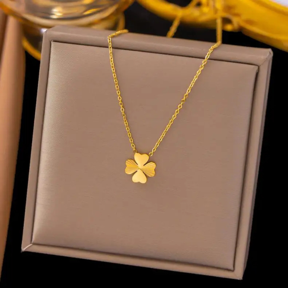 Collier Trèfle Quatre Coeurs