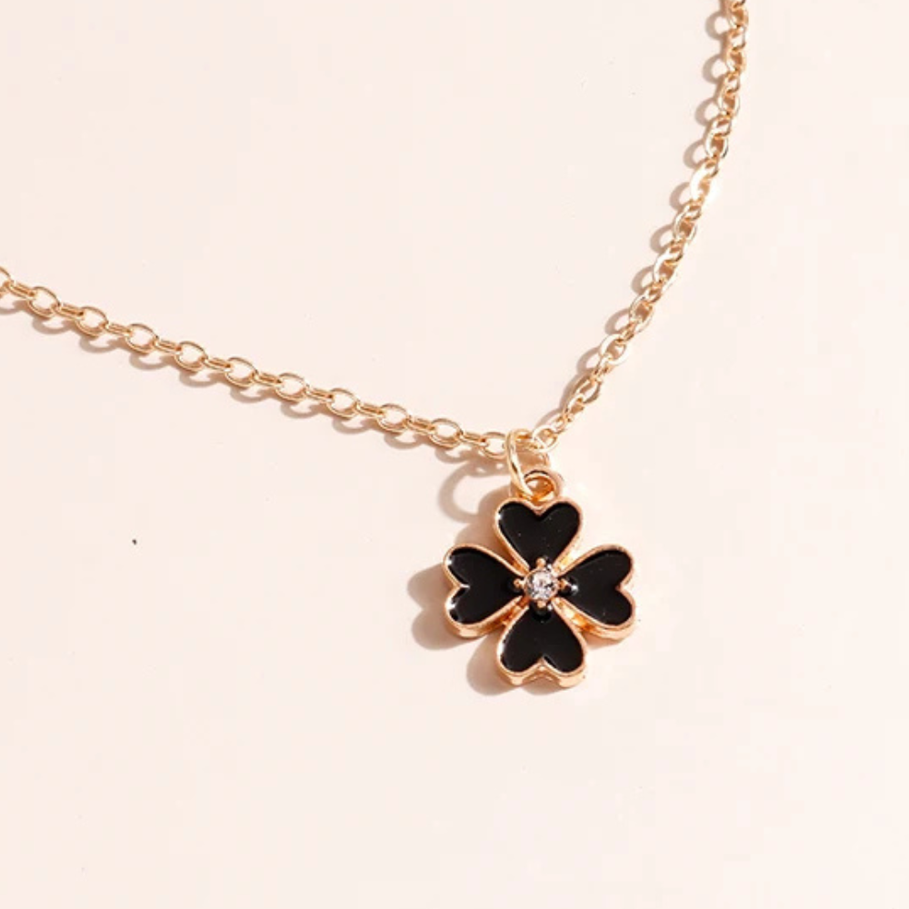 chaine Or Rose et pendentif Trèfle Noir