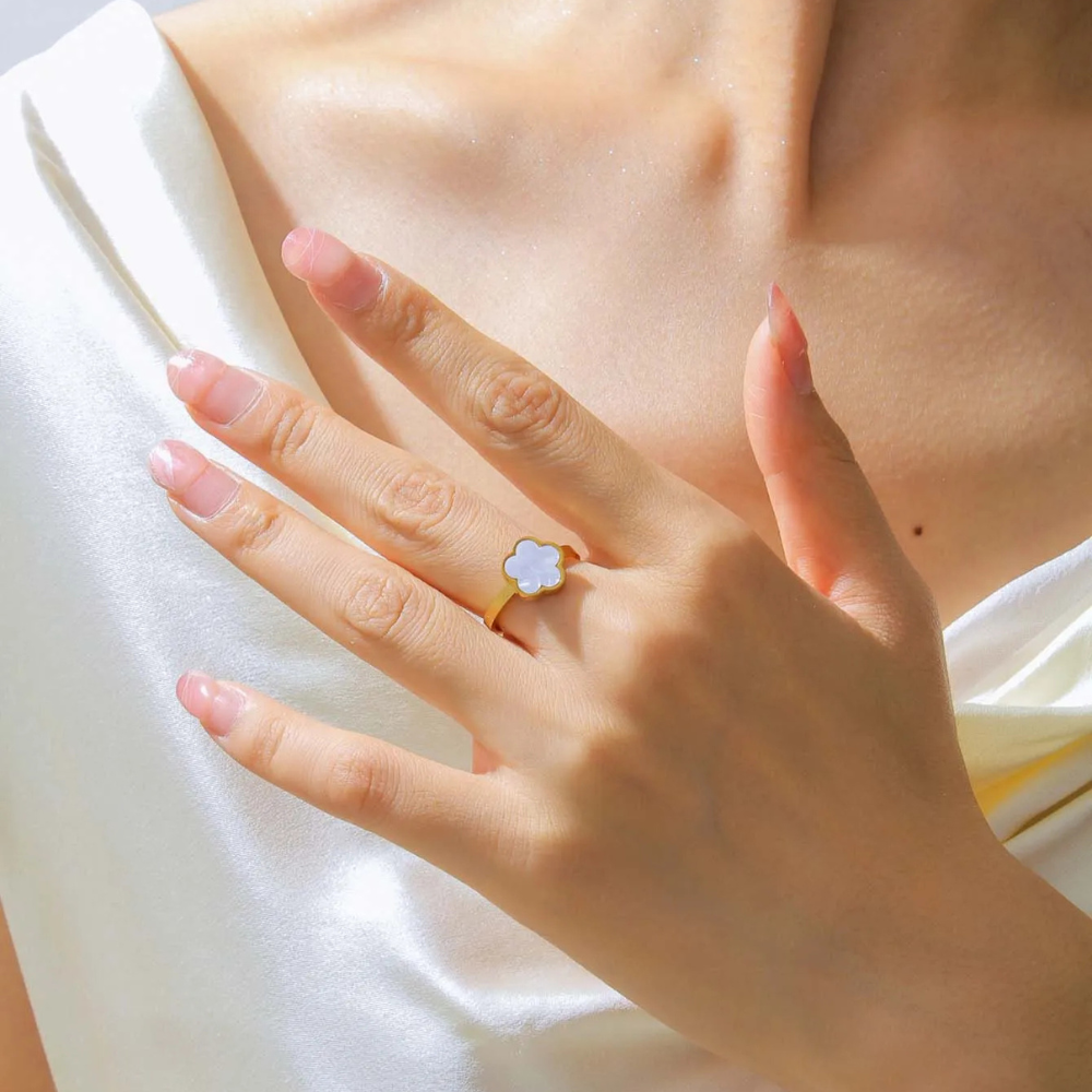 Bague Trèfle Couleur blanc