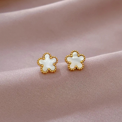 Boucle d'Oreille Trèfle Blanc