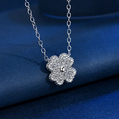 Collier pendentif Trèfle à Quatre Feuilles carré