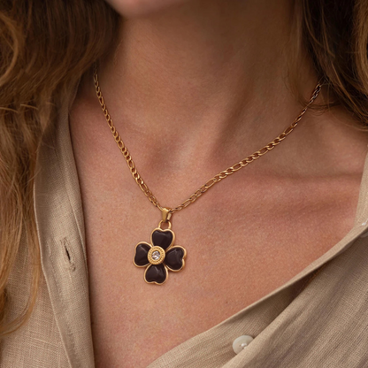 Collier Trèfle Quatre Coeurs Noirs
