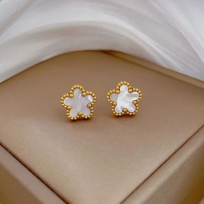 Boucle d'Oreille Trèfle Blanche femme